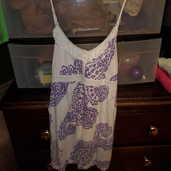 Tank - Picture 1 of 3